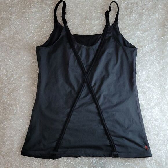 Spanx slimming top  - Picture 4 of 5